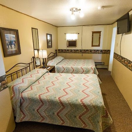 Sunset Rv Park And Motel Бель-Форч Экстерьер фото
