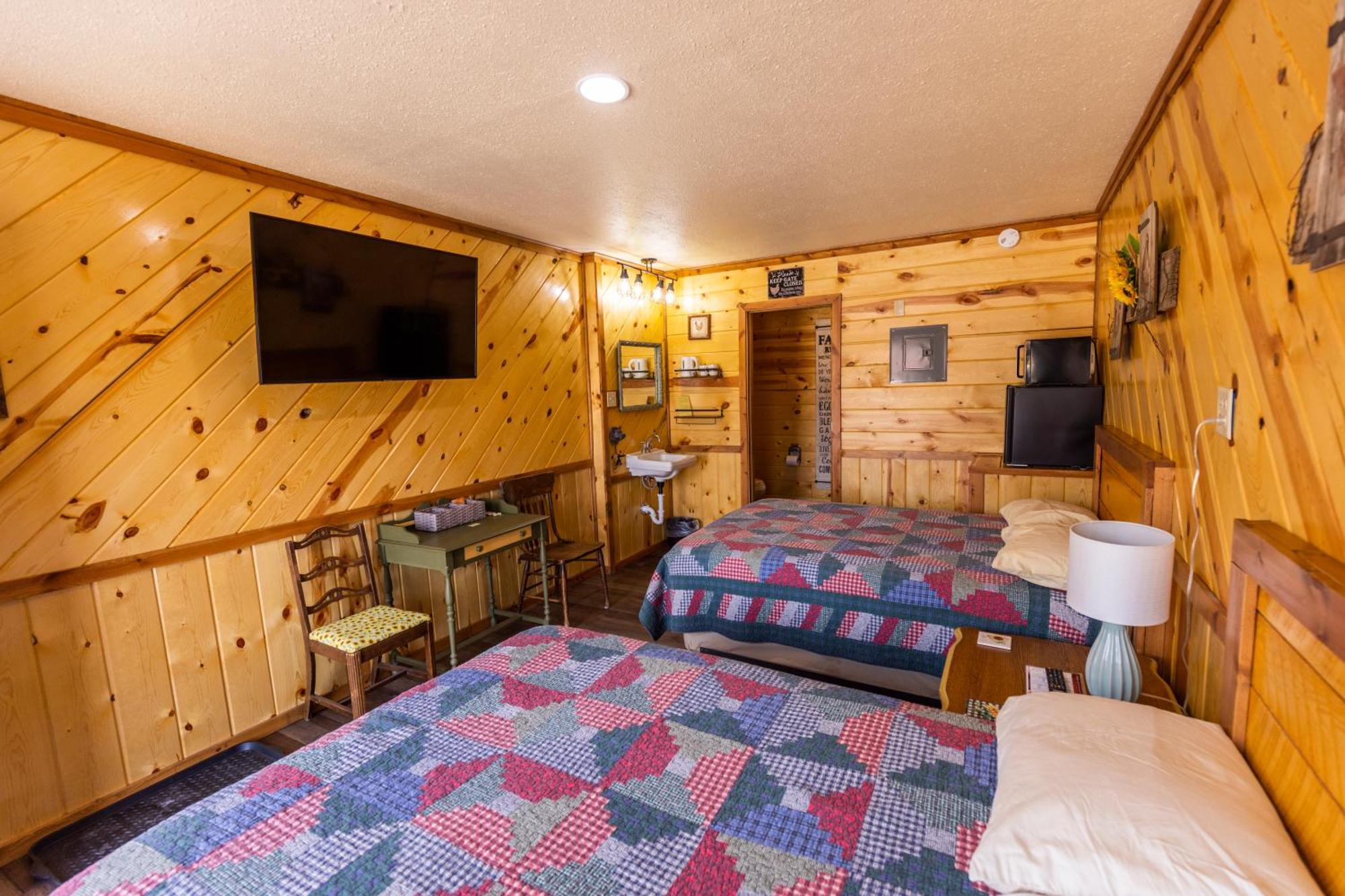 Sunset Rv Park And Motel Бель-Форч Экстерьер фото